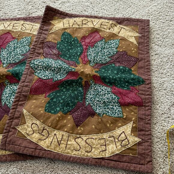 SET of 2 Harvest Blessings Thanksgiving Autumn Leaves Placemats Quilted - Picture 3 of 9